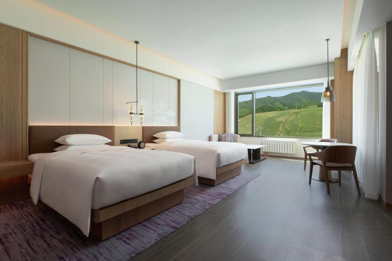 Courtyard By Marriott Chongli Hotel Zhangjiakou Exterior foto